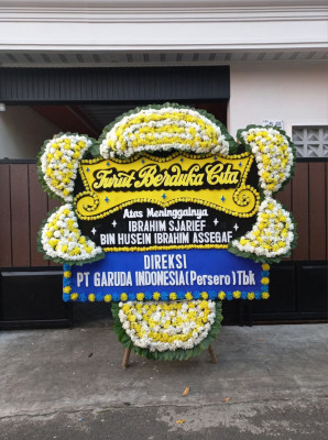 Papan Bunga Duka di Sijamapolang