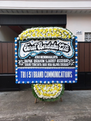 Papan Bunga Duka di Sijamapolang